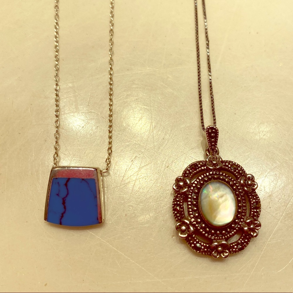 3 Beautiful silver necklaces